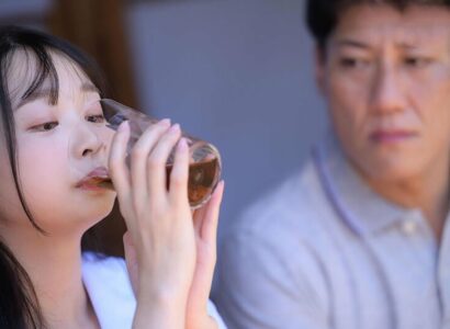[Nhật Bản] Chú chuốc thuốc kích dục rồi đụ cháu gái không trượt phát nào